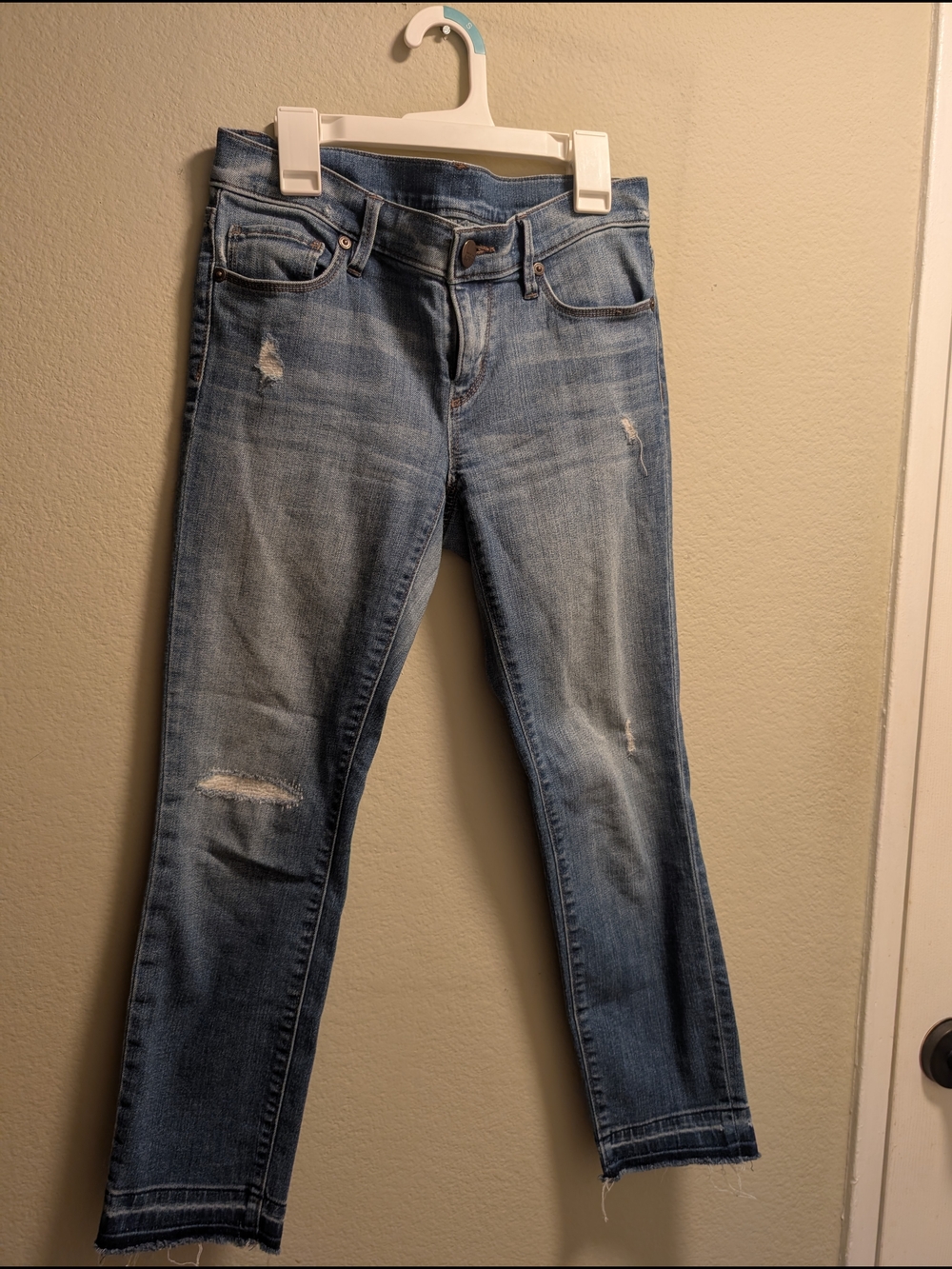 LOFT Light Blue Distressed Cropped Jeans